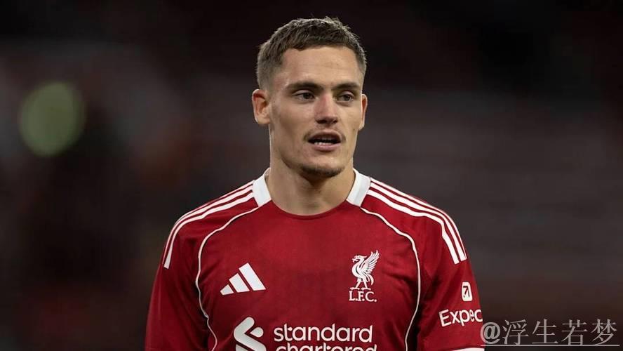 夏季转会窗初启…利物浦豪掷近2亿英镑引入三大强援,怎么看? 夏季转会窗初启…利物浦豪掷近2亿英镑引入三大强援,怎么看?