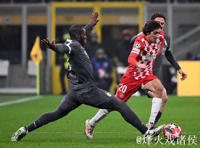 欧冠资格赛：费内巴切5-2大胜费耶诺德 总比分6-4惊险晋级