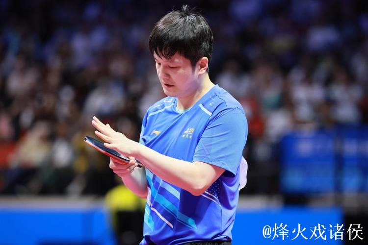 樊振东4-1战胜薛飞 晋级十五运会男单八强